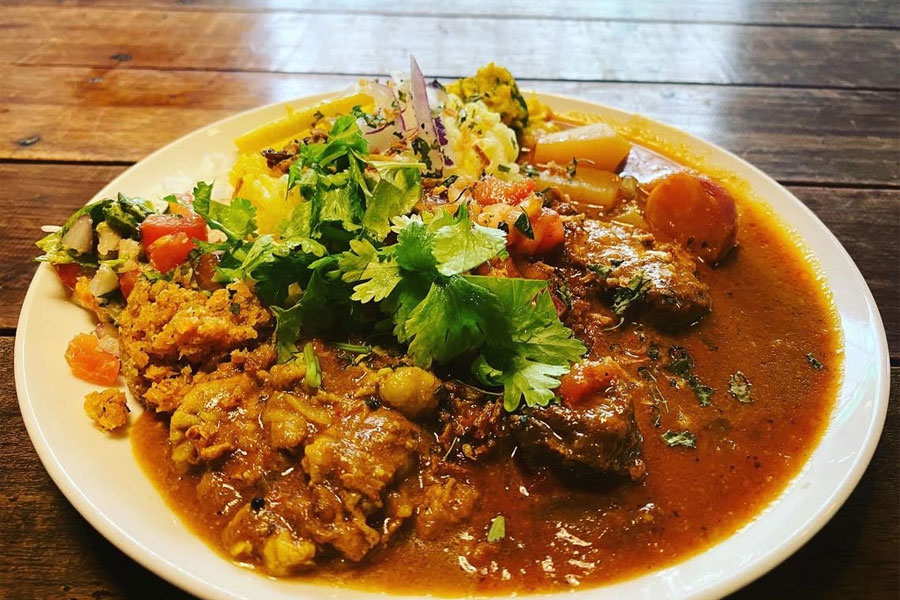 無国籍カレー スローバラード