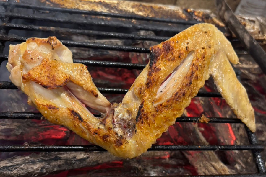 炭火焼鶏 ぱんださん